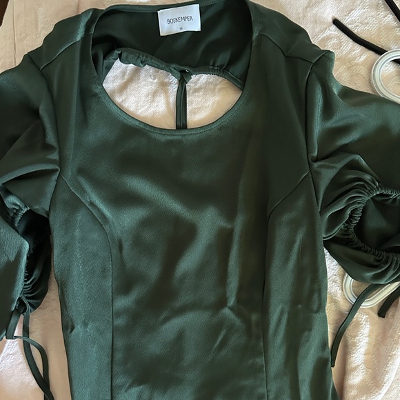 Beautiful green open back dress - Picture 6 of 6